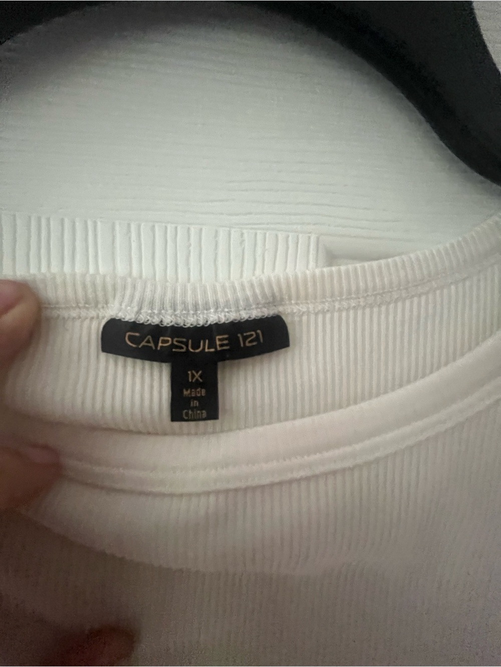 CAPSULE 121 Cream Ribbed Top - Worn Once - 1X